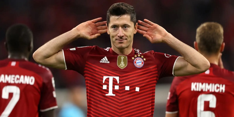 Lewandowski với kỹ năng ghi bàn thượng thừa mà mọi CF cần có